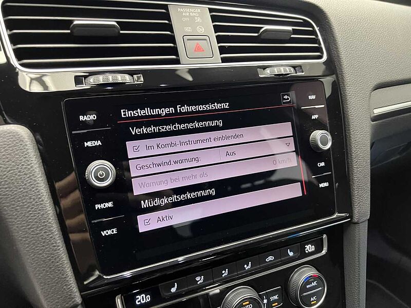 Volkswagen Golf VII GTI Performance 2.0 TSI DSG Klima Navi