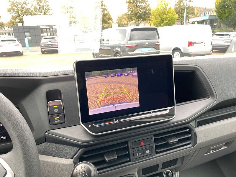 Volkswagen Crafter 35 Kasten Motor: 2,0 l TDI EU6-EA SCR 103 kW Getriebe: Frontantrieb 6-Ga