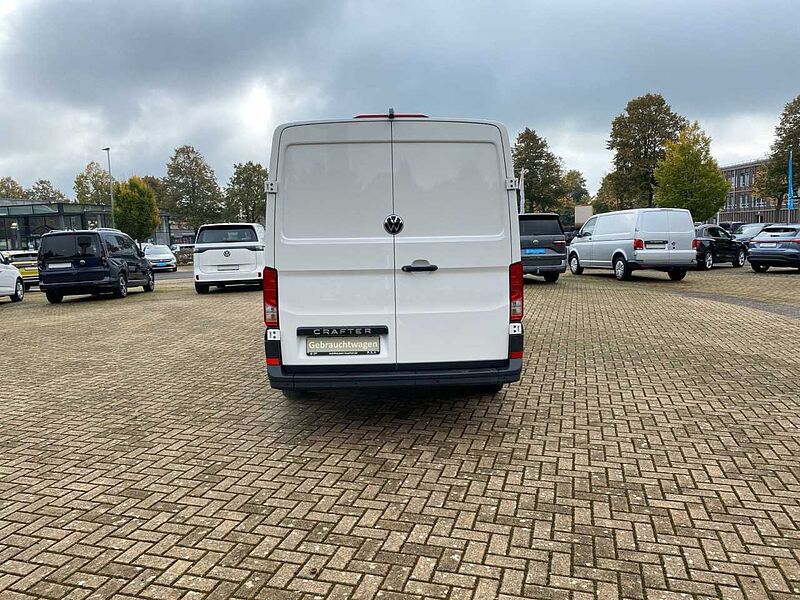 Volkswagen Crafter 35 Kasten Motor: 2,0 l TDI EU6-EA SCR 103 kW Getriebe: Frontantrieb 6-Ga