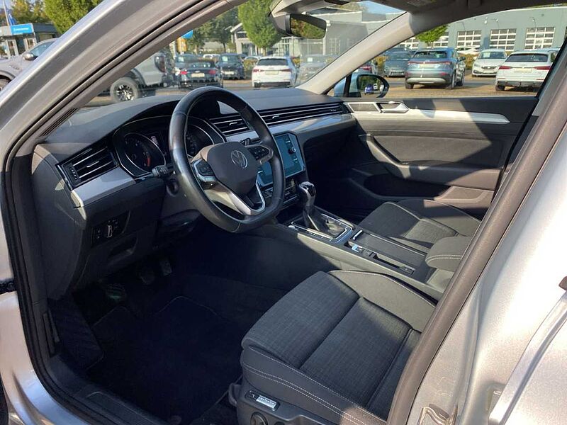 Volkswagen Passat Variant 2.0 TDI Business*AHK*LED*ACC*GRA*