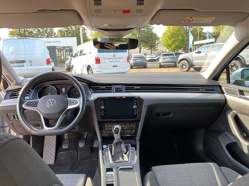 Volkswagen Passat Variant 2.0 TDI Business*AHK*LED*ACC*GRA*