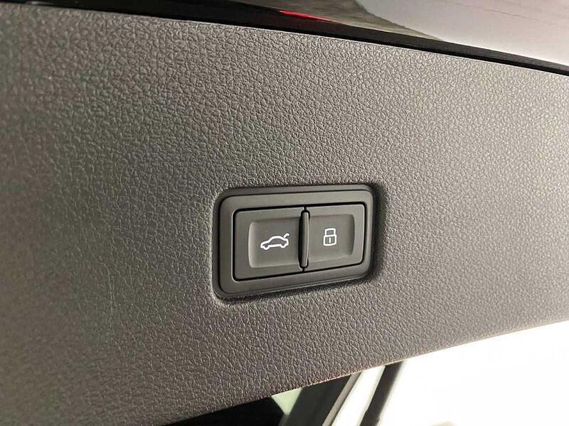 Audi Q8 55 3.0 TFSI quattro S-Line Standheizung + HUD