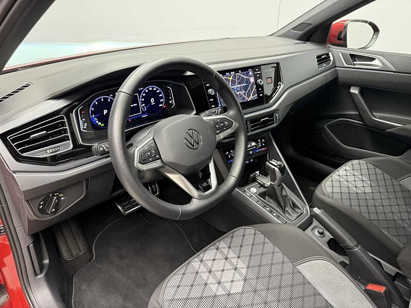 Volkswagen Taigo 1.5 TSI DSG R-Line Panorama Klima Navi