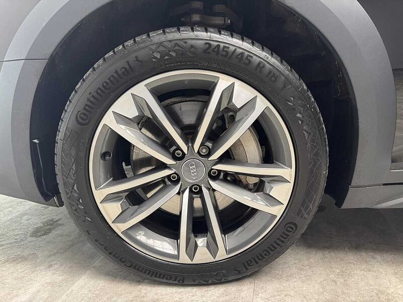 Audi A4 allroad 45 TFSI quattro Pano + Matrix Klima