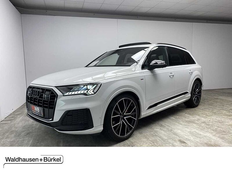 Audi Q7 50 TDI quattro competition plus Alcantarahimmel + Nachtsicht