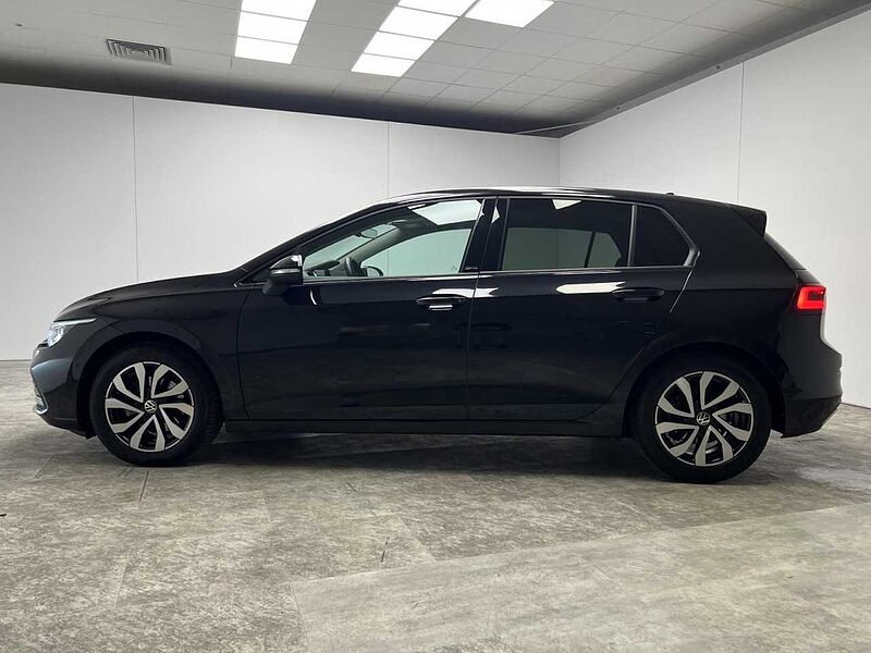 Volkswagen Golf VIII 2.0 TDI DSG Active Panorama Klima