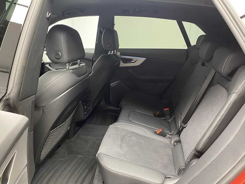 Audi Q8 55 3.0 TFSI quattro S-Line 23 Zoll + Matrix