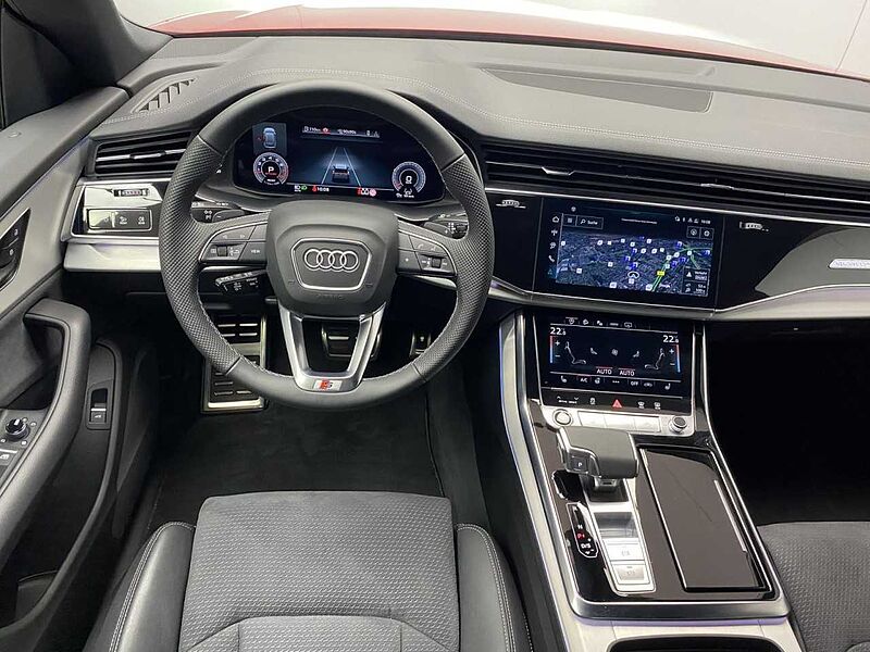 Audi Q8 55 3.0 TFSI quattro S-Line 23 Zoll + Matrix
