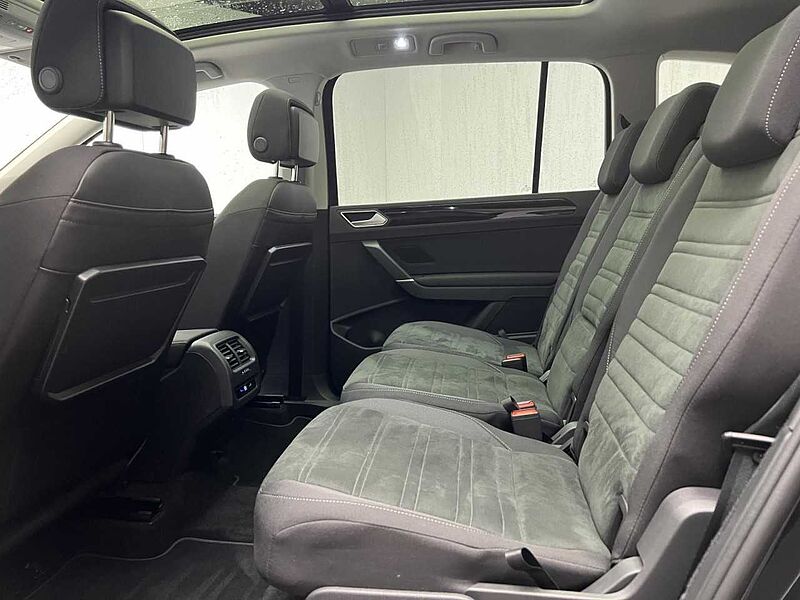 Volkswagen Touran 2.0 TDI DSG Highline Panorama Klima Navi