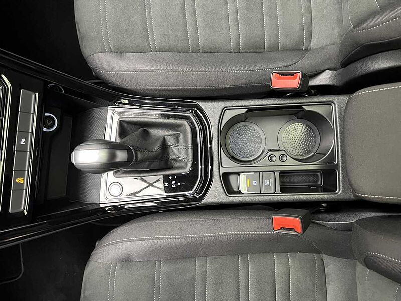 Volkswagen Touran 2.0 TDI DSG Highline Panorama Klima Navi
