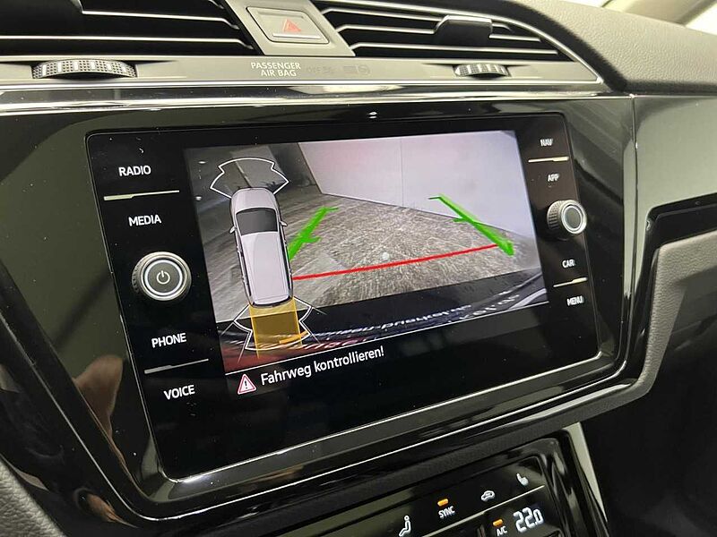 Volkswagen Touran 2.0 TDI DSG Highline Panorama Klima Navi