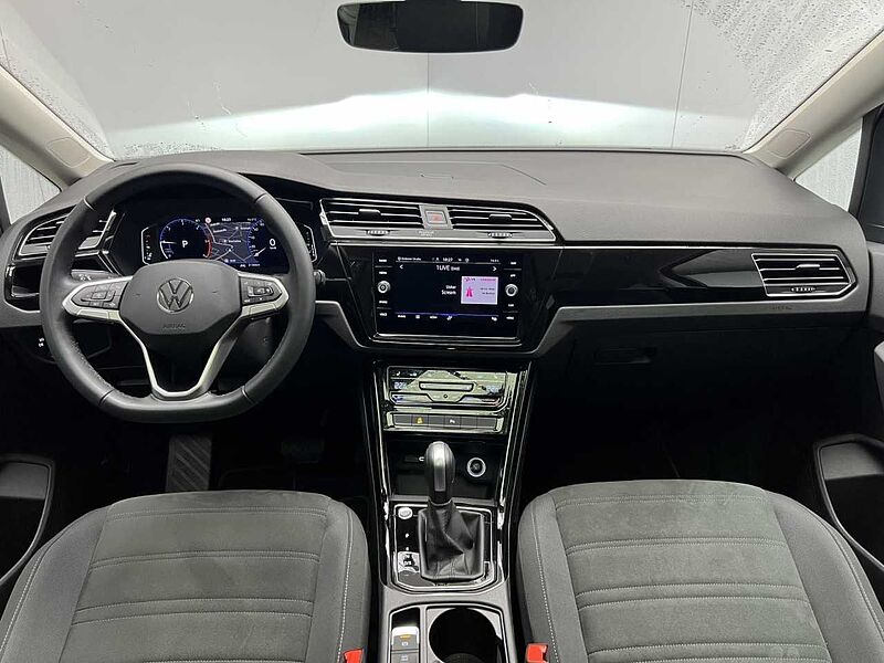 Volkswagen Touran 2.0 TDI DSG Highline Panorama Klima Navi