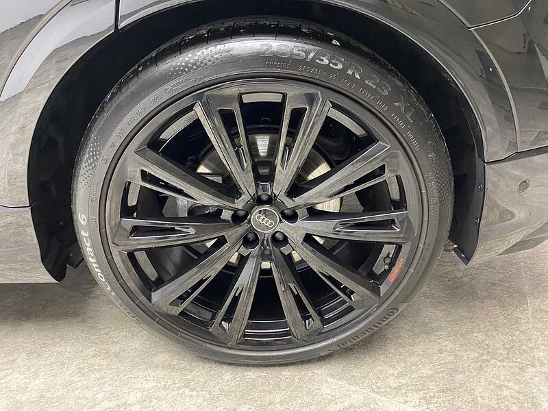 Audi Q8 55 3.0 TFSI quattro S-Line HUD + Pano Klima