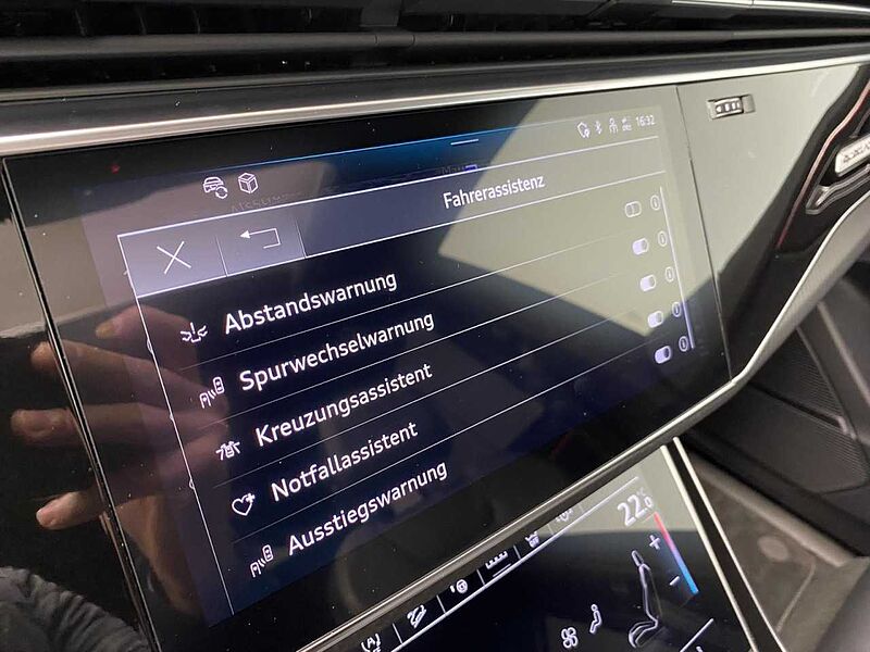 Audi Q8 55 3.0 TFSI quattro S-Line HUD + Pano Klima