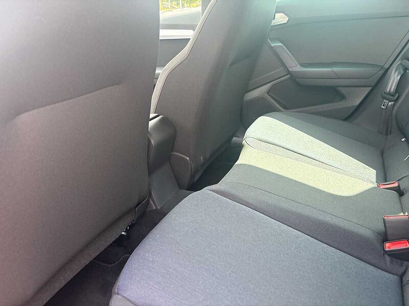 SEAT ARONA FR 1.0 TSI ACC+RFK+NAVI+LED+PDC+SHZ+DAB+