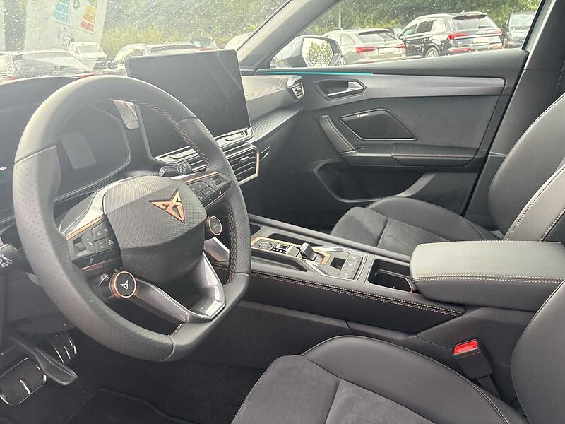 CUPRA LEON SPORTSTOURER VZ 1.5 e-HYBRID ACC+PANO+RFK+
