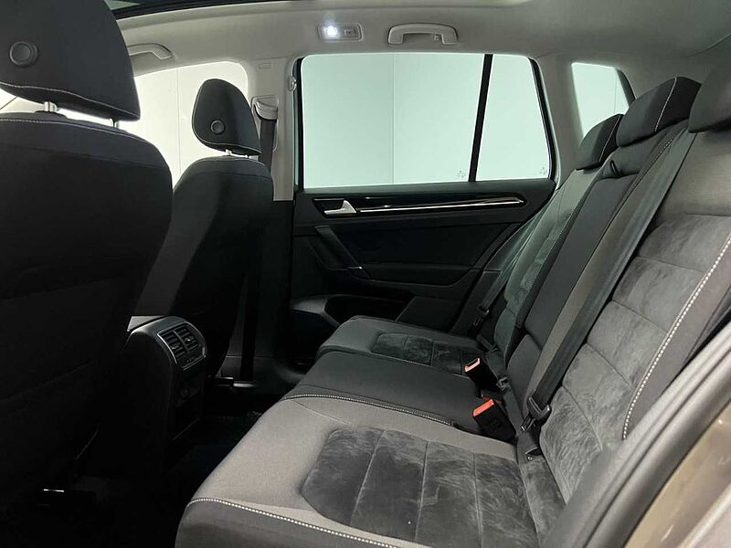Volkswagen Golf VII Sportsvan 1.4 TSI DSG Highline Klima