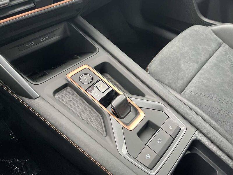 CUPRA FORMENTOR VZ BLACK EDITION 2.0 TSI 4DRIVE Klima