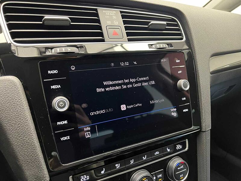 Volkswagen Golf VII 1.6 TDI Join Klima Navi Rückfahrkamera