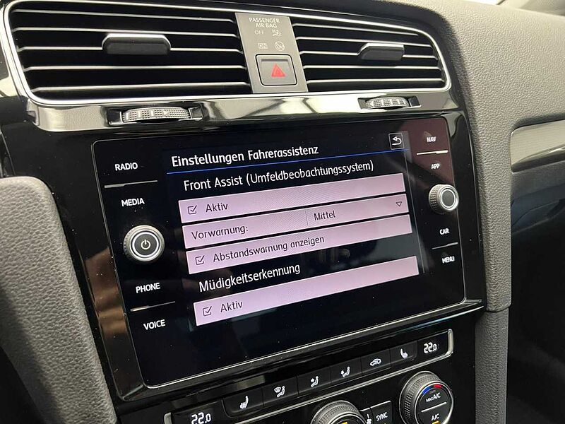Volkswagen Golf VII 1.6 TDI Join Klima Navi Rückfahrkamera