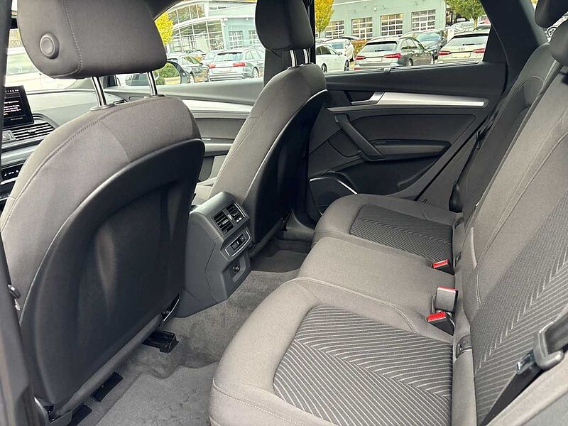 Audi Q5 40 2.0 TFSI quattro*7-Gang DSG**Business*GJR*