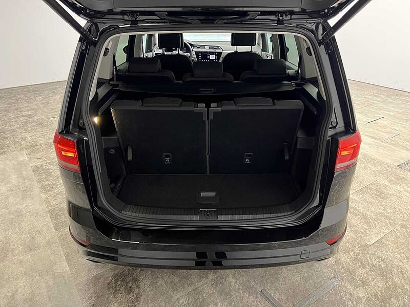 Volkswagen Touran 1.5 TSI DSG R-Line 7-Sitzer Klima