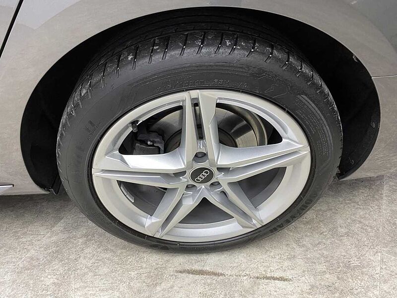 Audi A4 Avant 40 TFSI S-tronic AHK+Panorama Klima