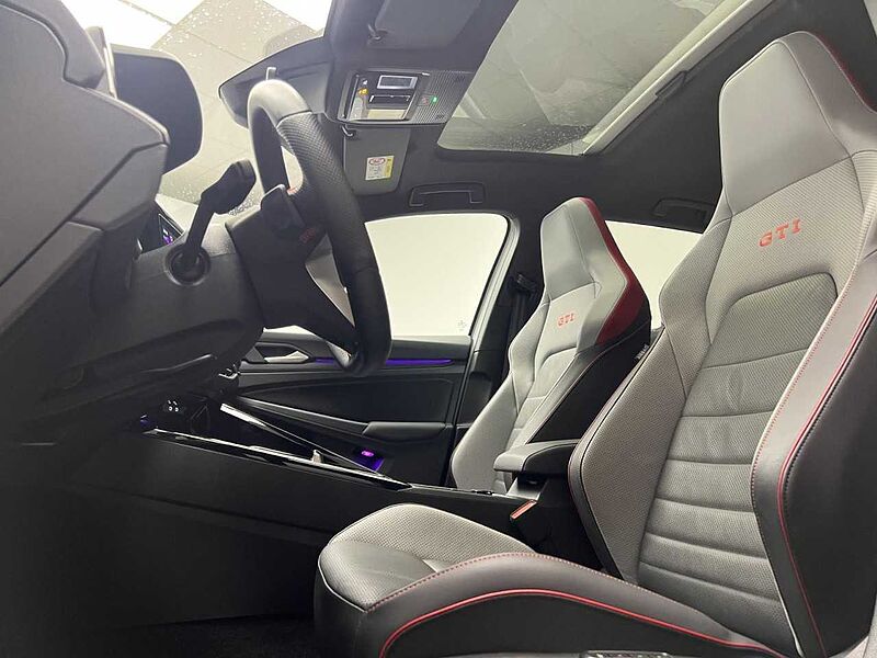 Volkswagen Golf VIII GTI Clubsport 2.0 TSI DSG Klima Navi