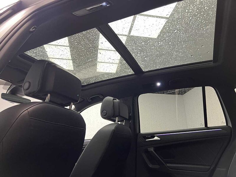 Volkswagen Tiguan 1.4 TSI DSG eHybrid R-Line Black Style+Pano