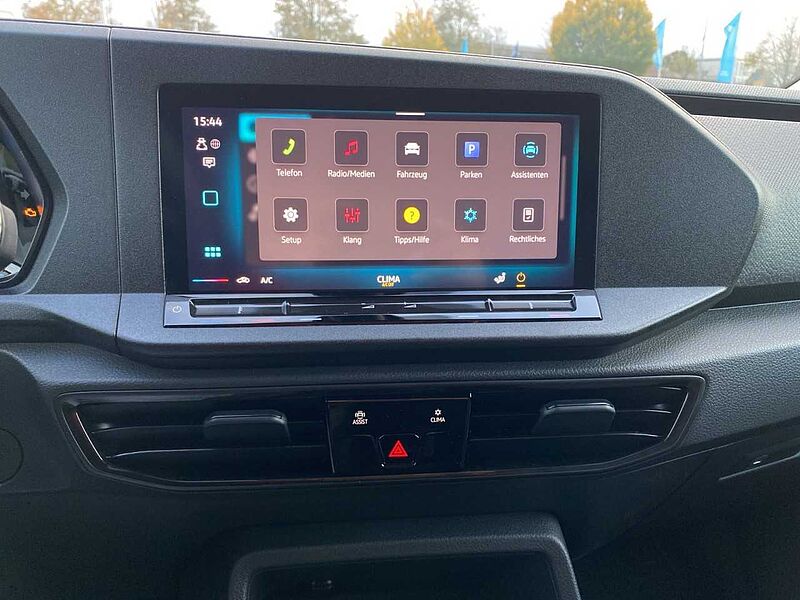 Volkswagen Caddy Cargo Motor: 2,0 l TDI EU6 SCR 75 kW Getriebe: 6-Gang-Schaltgetriebe Radst