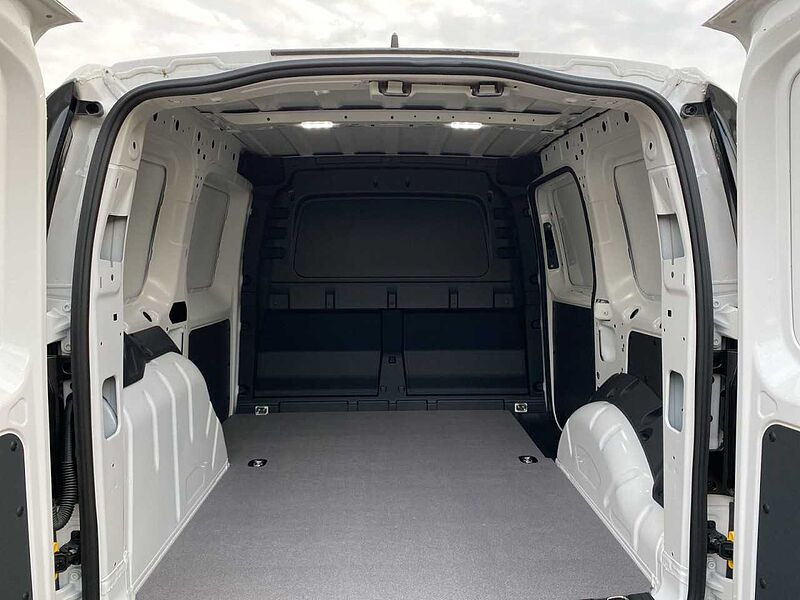 Volkswagen Caddy Cargo Motor: 2,0 l TDI EU6 SCR 75 kW Getriebe: 6-Gang-Schaltgetriebe Radst