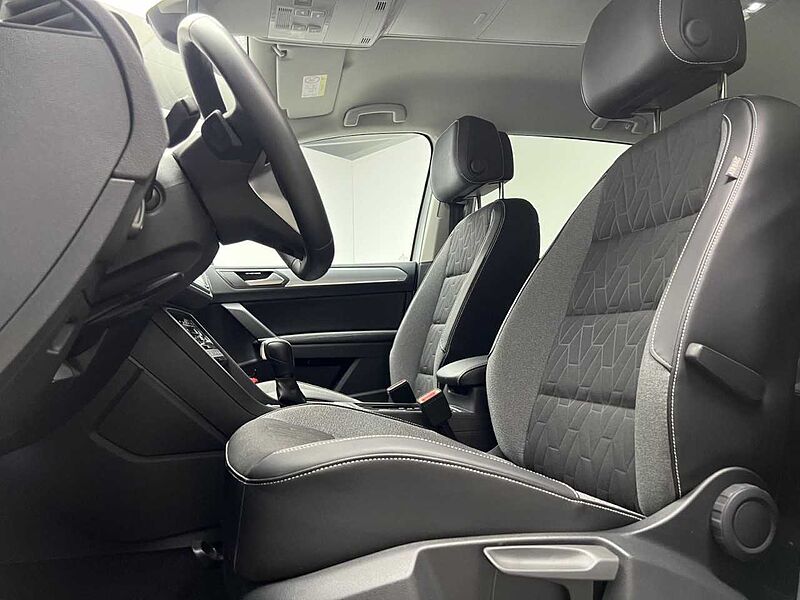 Volkswagen Touran 1.5 TSI DSG Comfortline 7-Sitzer Klima