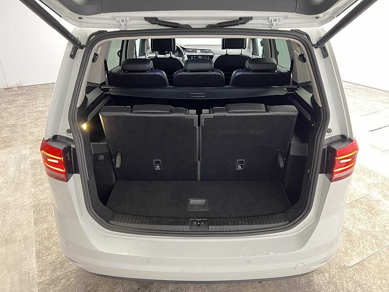 Volkswagen Touran 1.5 TSI DSG Comfortline 7-Sitzer Klima