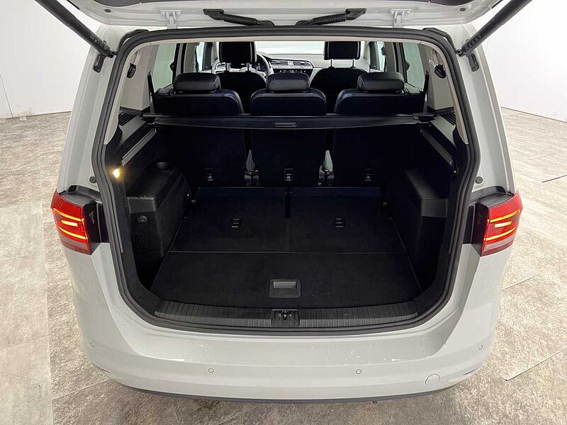Volkswagen Touran 1.5 TSI DSG Comfortline 7-Sitzer Klima