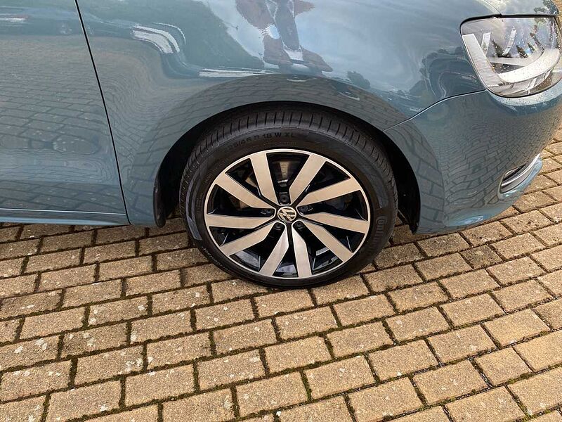 Volkswagen Sharan 2.0 TDI BMT DSG Highline*LEDER*PANO*AHK*