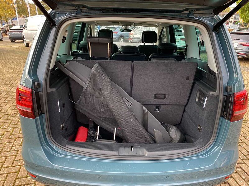 Volkswagen Sharan 2.0 TDI BMT DSG Highline*LEDER*PANO*AHK*