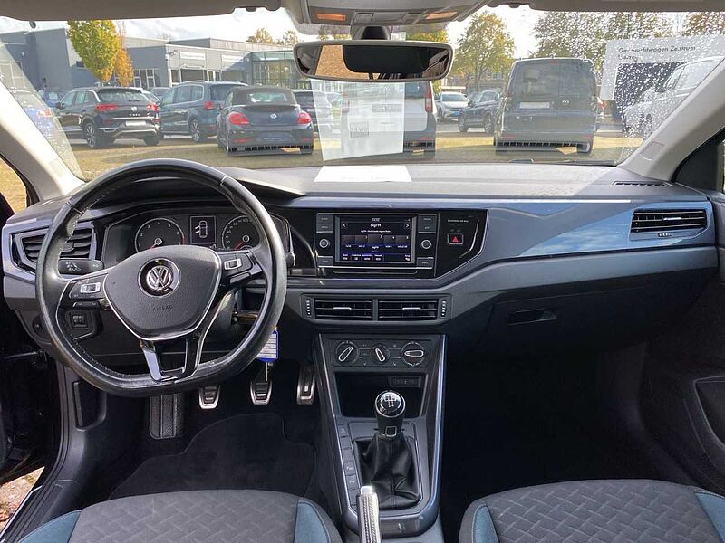 Volkswagen Polo 1.0 IQ. DRIVE*ACC*BLIND SPOT*GRA*BT*USB*SHZG*