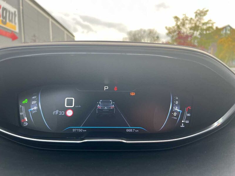 Peugeot 3008 1.5 BlueHDi 130 Allure *AHK Klima Navi