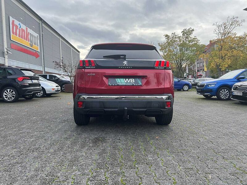 Peugeot 3008 1.5 BlueHDi 130 Allure *AHK Klima Navi
