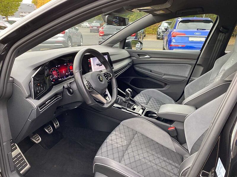 Volkswagen Golf VIII 1.5 TSI R-Line Variant*AHK*RFK*LED+*APP