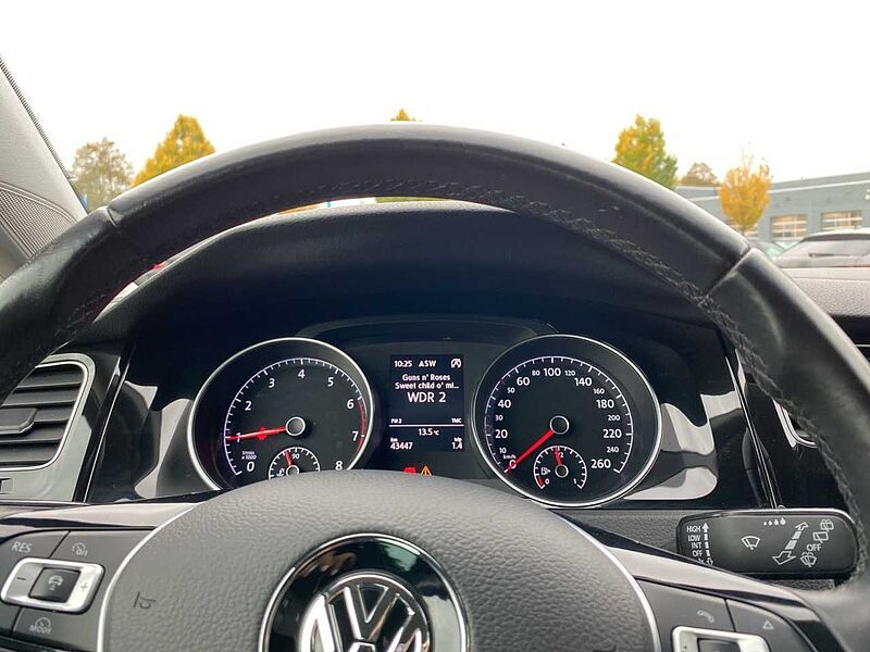 Volkswagen Golf VII Variant 1.0 TSI BMT Sound*PDC*APP*ACC*