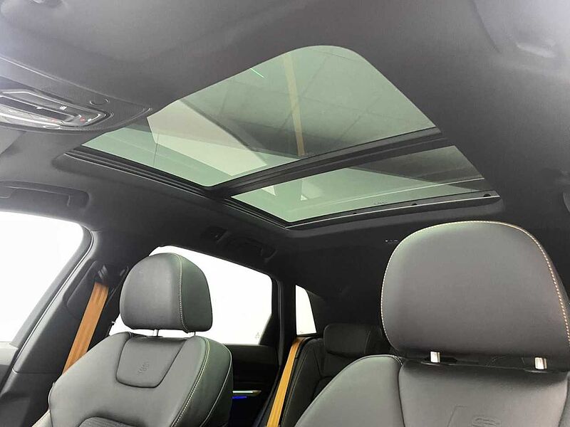 Audi e-tron 55 quattro S line Black Edition Klima