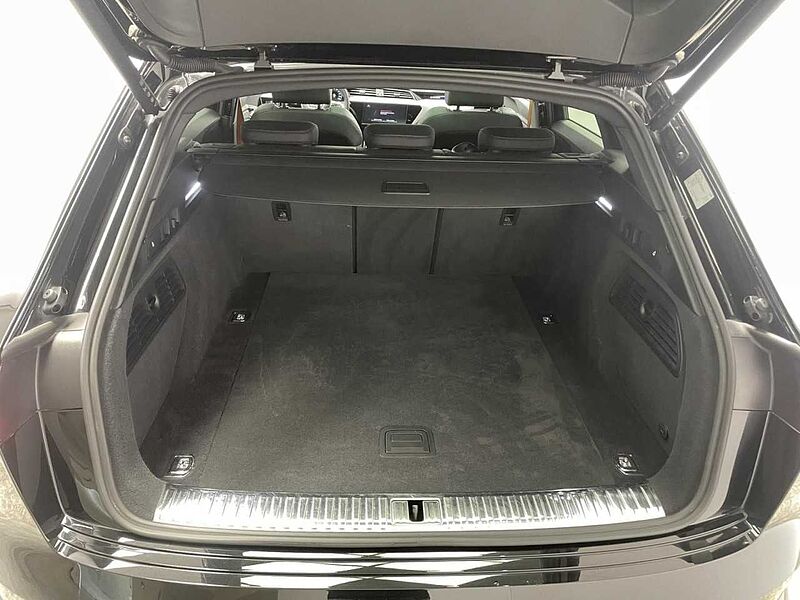 Audi e-tron 55 quattro S line Black Edition Klima