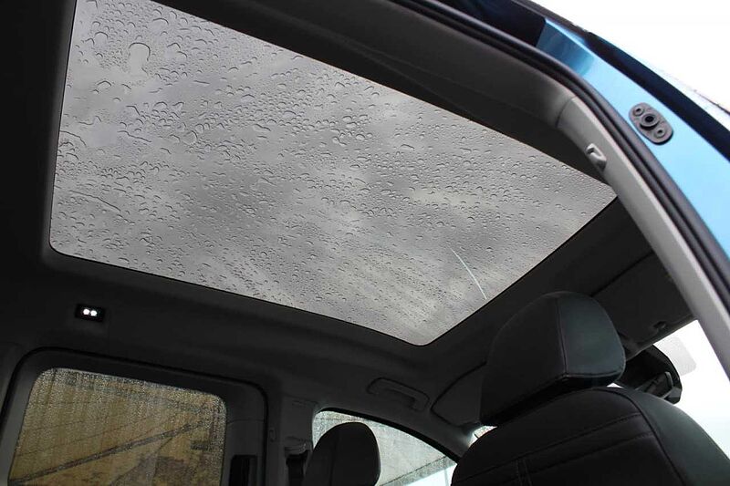 Volkswagen CADDY LIFE STYLE 2.0 TDI / PANO / AHK / NAVI / VOLL