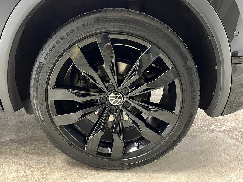Volkswagen Tiguan 2.0 TSI DSG R-Line 4Motion Black Style+Panorama