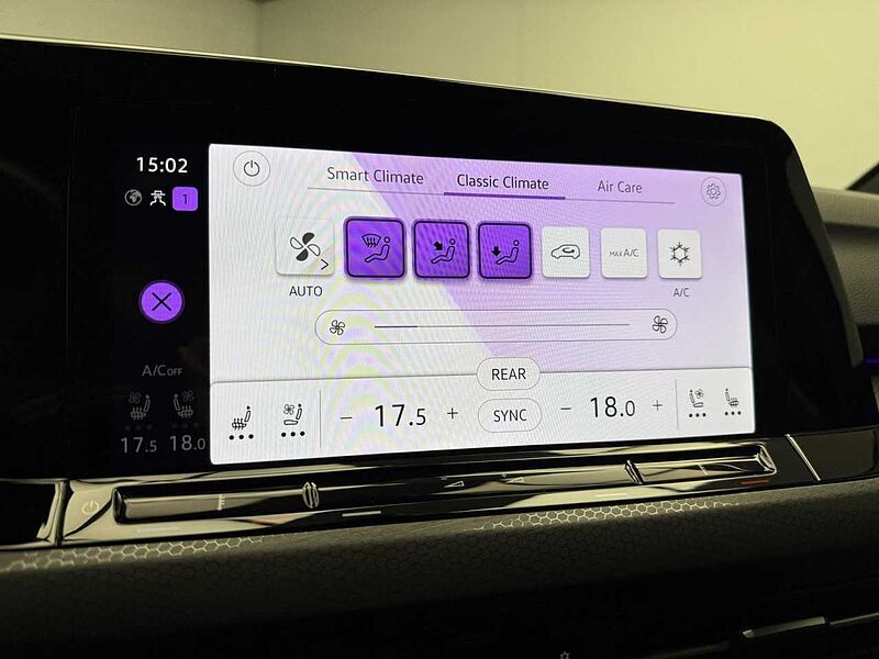 Volkswagen Golf VIII GTI Clubsport 2.0 TSI DSG Klima Navi