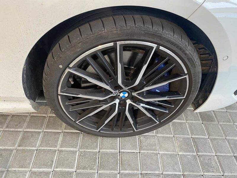 BMW M235i Gran Coupe xDrive 2er Pano + Leder Klima M235