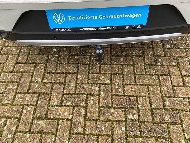 Volkswagen T-Roc 1.5 TSI Life dsg Klima Navi Einparkhilfe