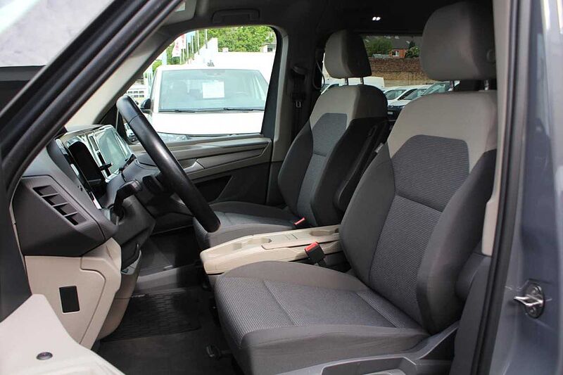 Volkswagen MULTIVAN 2.0 TDI DSG / NAVI / KAMERA / CLIMATRONIC ANDERE