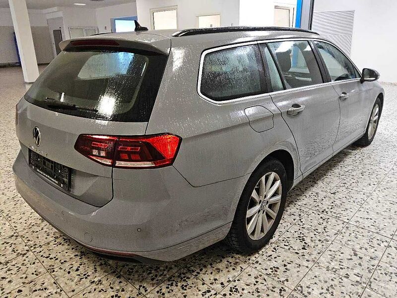 Volkswagen Passat Variant 1.5 TSI DSG Business Klima Navi